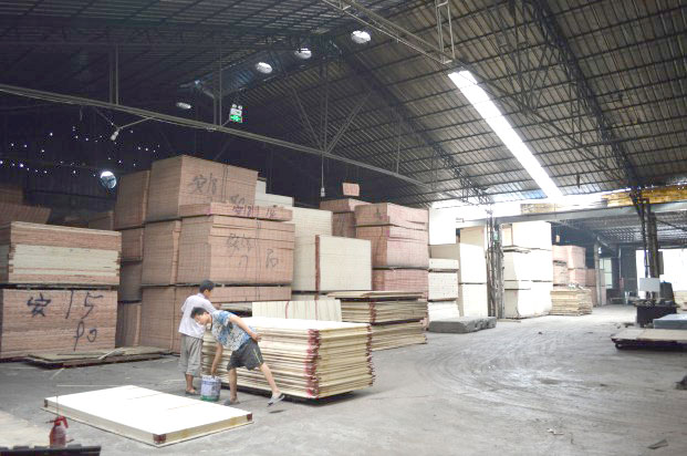 生產(chǎn)車(chē)間