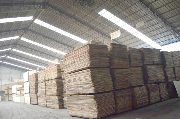 倉(cāng)庫(kù)一角